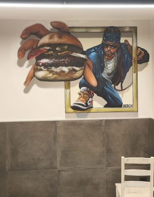 graffitis 3d hamburgueseria trampantojo rapero